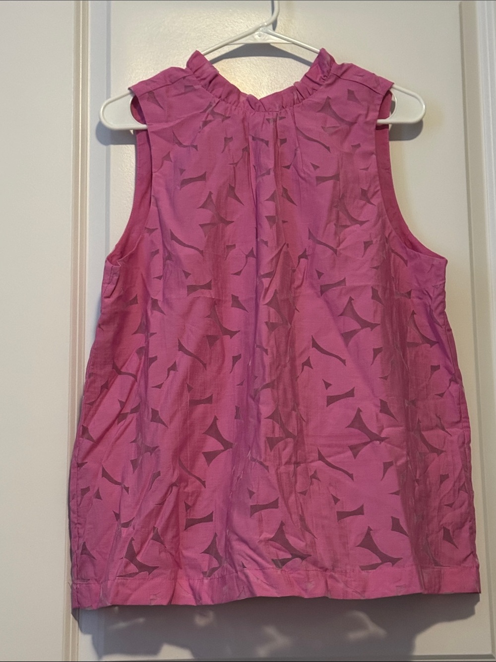 Sleeveless Ruffle-Neck Pink Patterned Camisole